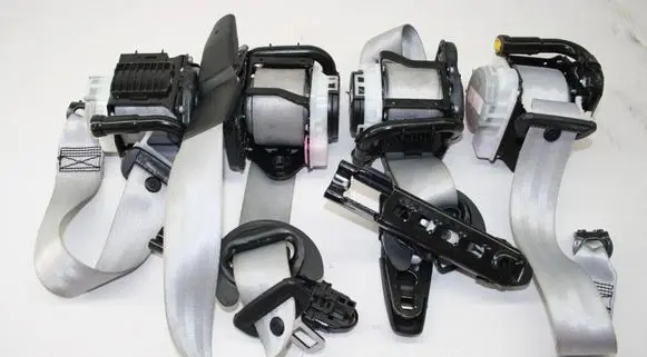 Porsche Macan (95B) Set of seat belts 95B857706
