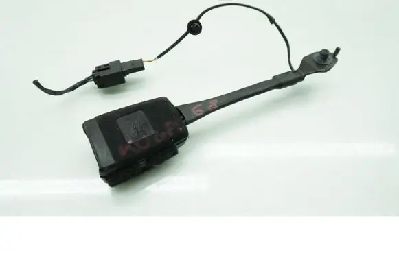 Ford Kuga II Front seatbelt CV4461208BD
