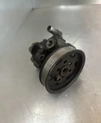 Audi A6 S6 C6 4F Power steering pump
