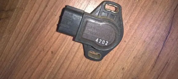 Subaru Legacy Throttle valve position sensor sera48306 sera483-06