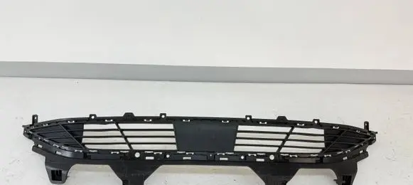 Hyundai Tucson IV NX4 Front bumper lower grill 86531N7010