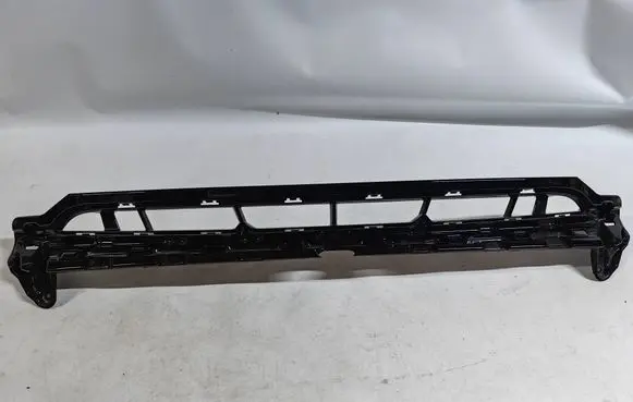 Cupra Formentor Front bumper lower grill 5FF853654D