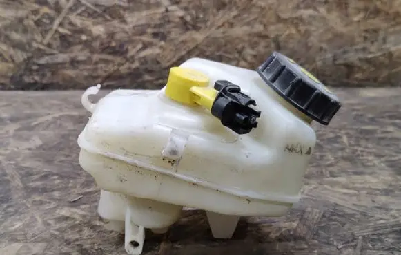 Jeep Compass Brake fluid reservoir 03350890241