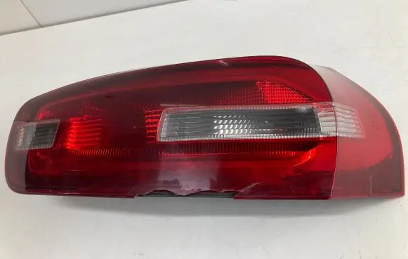 Citroen C4 II Picasso Rear/tail lights