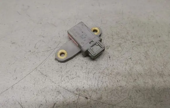 Mercedes-Benz A W168 Airbag deployment crash/impact sensor 0265005113 0125420417