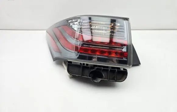 Lexus CT 200H Tailgate rear/tail lights A048960 0213043 A046950