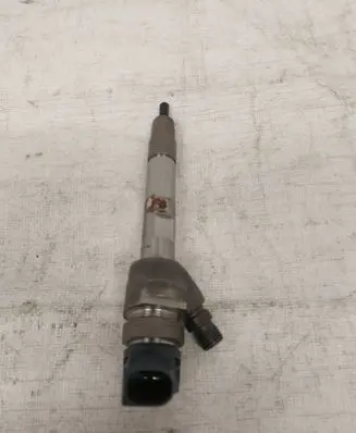 BMW X3 F25 Fuel injector 8514148 0445110712