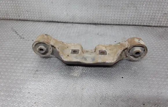 Subaru Forester SH Rear differential/diff mount bracket 