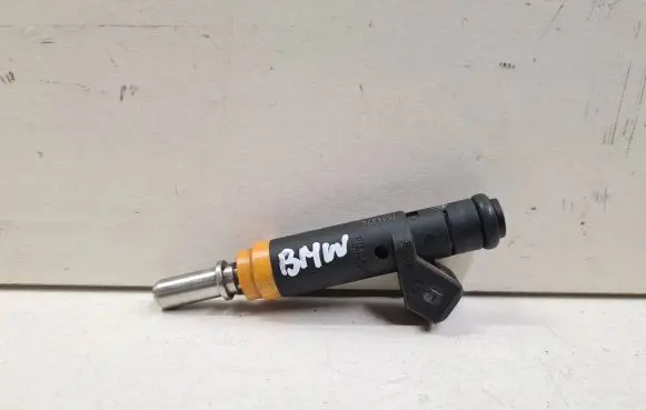 BMW 7 E65 E66 Fuel injector 7506924 2179B03494