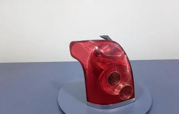 Toyota Avensis Verso Rear/tail lights 