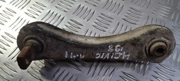 Rear upper control arm/wishbone