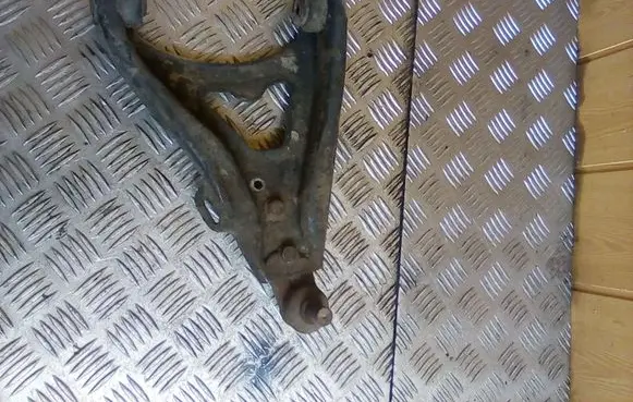 Renault Scenic I Front lower control arm/wishbone