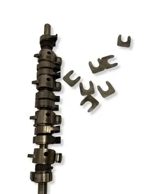 Toyota Avensis T270 Camshaft 512026 512019 GCK31815