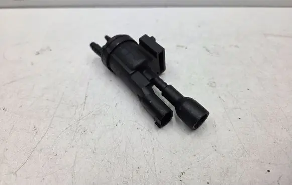 Mercedes-Benz C W204 Vacuum valve A0025407097 0025407097
