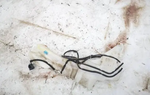 Ford Kuga I Windshield washer fluid reservoir/tank 3m5113k163ae 3m51-13k163-ae