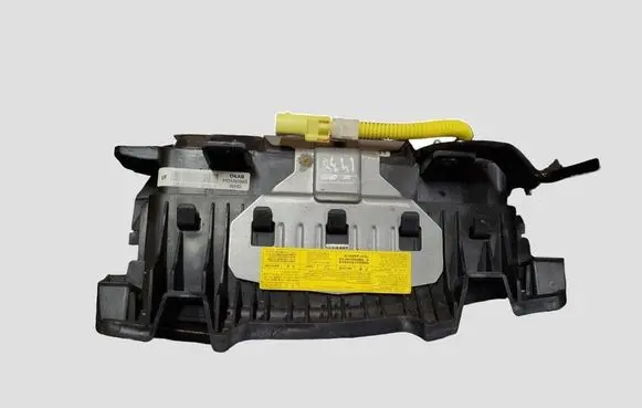 Hyundai i40 Knee airbag 569703Z200RY