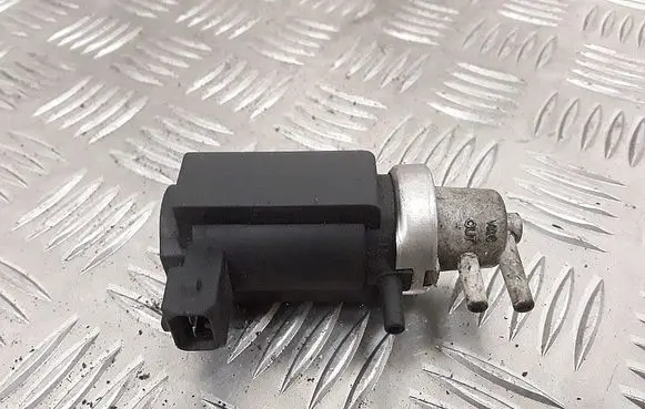 Nissan Navara Turbo solenoid valve 4956eb300 70086600
