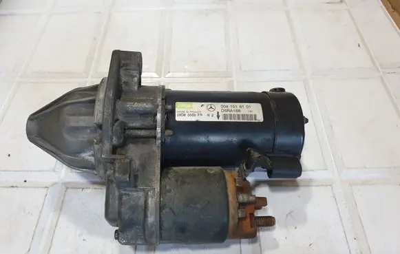 Mercedes-Benz E W210 Starter motor 0041518101 D6RA168 29D80058FP