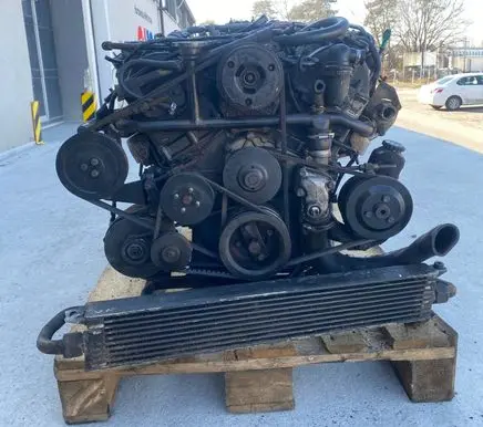 Jaguar XJS Engine swap XJSV12 EBC3654