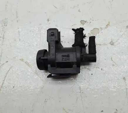 Skoda Octavia Mk1 (1U) Turbo solenoid valve 1J0906283A