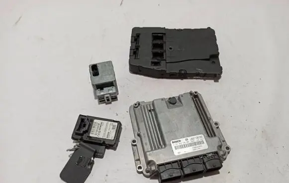 Renault Scenic II - Grand scenic II Engine ECU kit and lock set