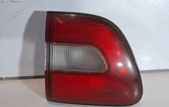 Suzuki Baleno EG Tailgate rear/tail lights 0432142
