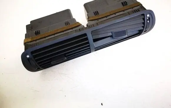 Audi A3 S3 8L Dash center air vent grill 8l0820951