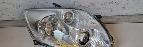 Toyota Auris 150 Headlight/headlamp 8113002470 89902091 UUX0UA