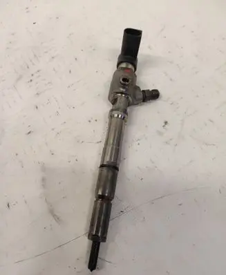 Volkswagen Golf VI Fuel injector 03L130277B