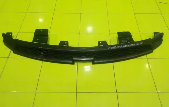 Chevrolet Orlando Front bumper upper radiator grill 14AB145