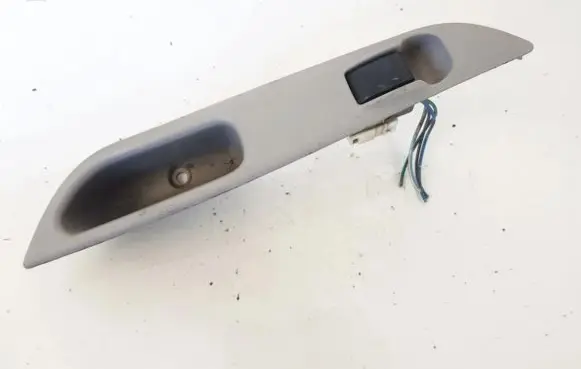 Nissan Almera Tino Front door window switch trim 82960