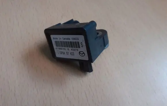 Mazda CX-7 Airbag deployment crash/impact sensor GP9A57KC0 67A481171AK0273