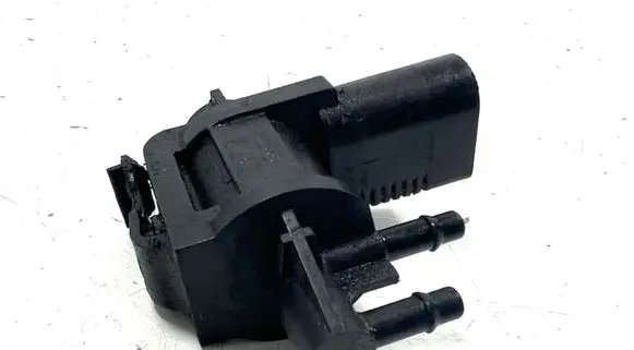 Audi A4 S4 B7 8E 8H Turbo solenoid valve 1J0906283C