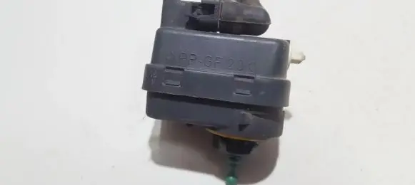 Renault Megane I Headlight level adjustment motor 7700840141A