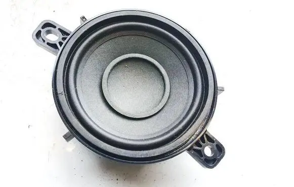 Tesla Model Y Front door speaker p111889400b