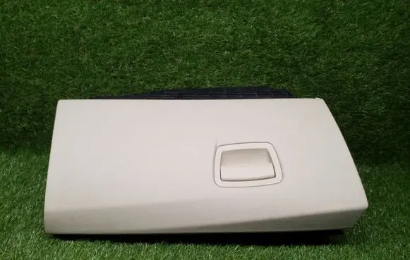 BMW 5 F10 F11 Glove box 9173907 51169173907