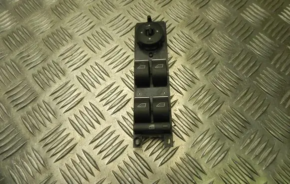 Ford Focus Other switches/knobs/shifts F1ET14A132CC T2133