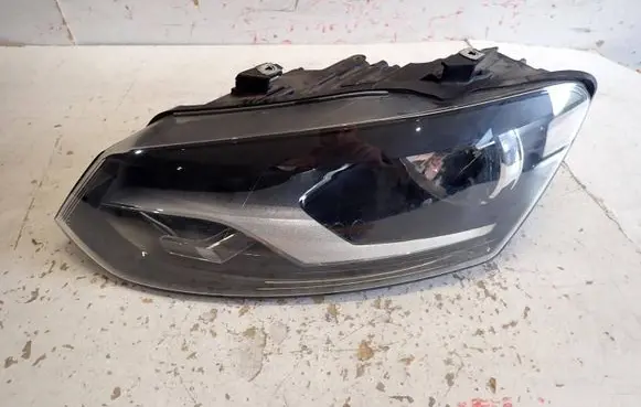 Volkswagen Cross Polo Headlight/headlamp 6R1941007E 24705101000073