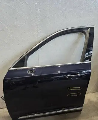 Volvo XC90 Front door