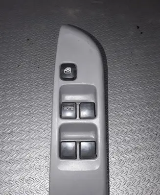 Subaru Forester SF Electric window control switch
