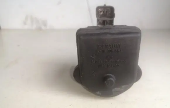 Headlight level adjustment motor