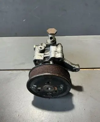 BMW X5 E53 Power steering pump 2107974