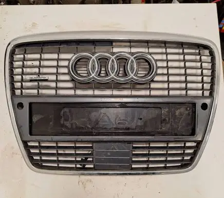 Audi A6 S6 C6 4F Front grill DN13677 4F0853651 7871
