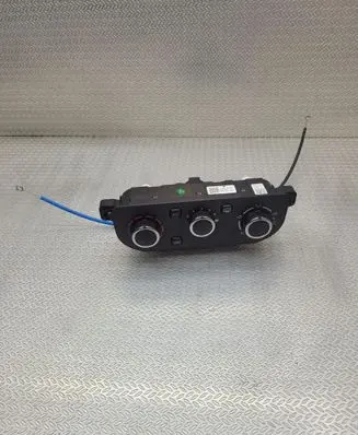 Dacia Spring Climate control unit WQT100D050