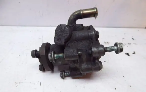 Skoda Octavia Mk1 (1U) Power steering pump 1J0422151A