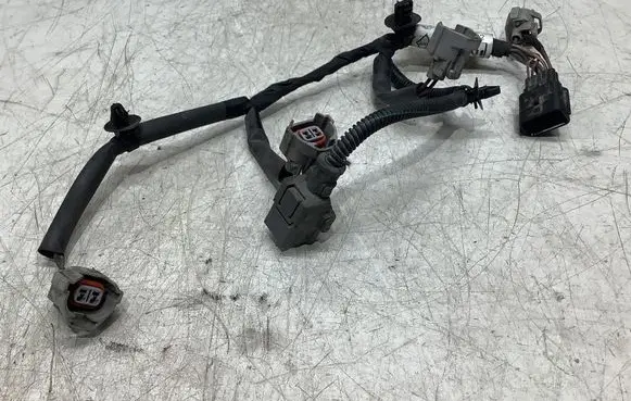Nissan Qashqai Fuel injector wires 