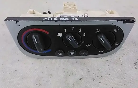 Opel Tigra B Climate control unit