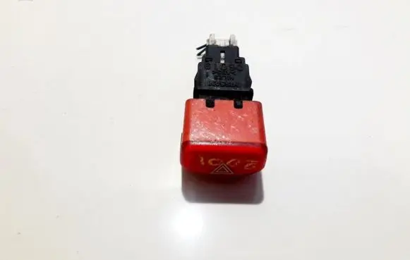 Nissan Micra Hazard light switch 06019 4327s