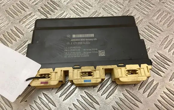 Mercedes-Benz X-class W470 Gateway control module A4709007402