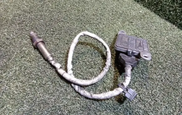 Renault Master III Lambda probe sensor 227908421R